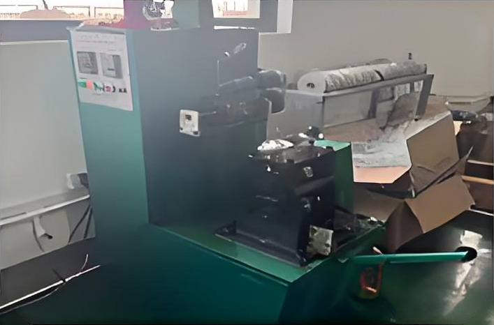 金屬壓接機(jī)